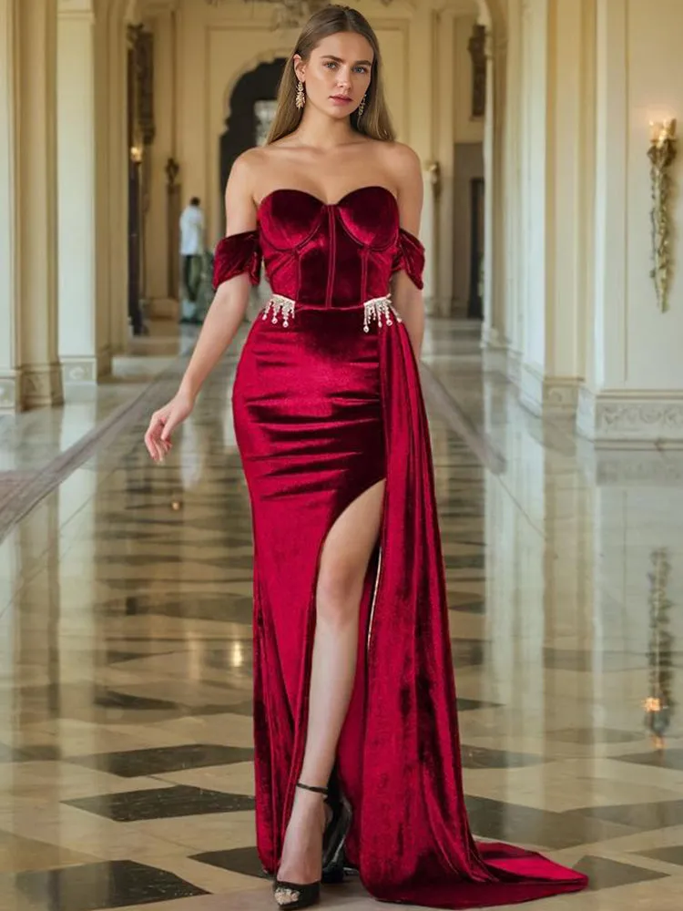 Velvet Sweetheart Strapless Black Prom Dress with Slit